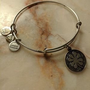 Alex and ani prosperity clover bracelet